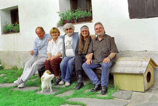 Max McGowan, Marta Novotná-Tučná, JSP, Rattlesnake Annie (USA) and Michal Tučný       - Hoštice 1994